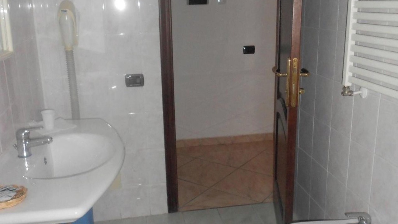 Photo of Bathroom in Laura