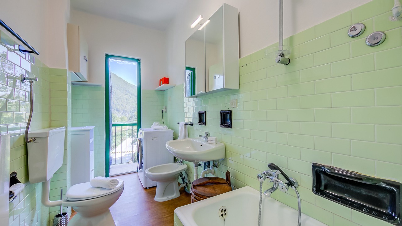 Photo of Bathroom in Trontano