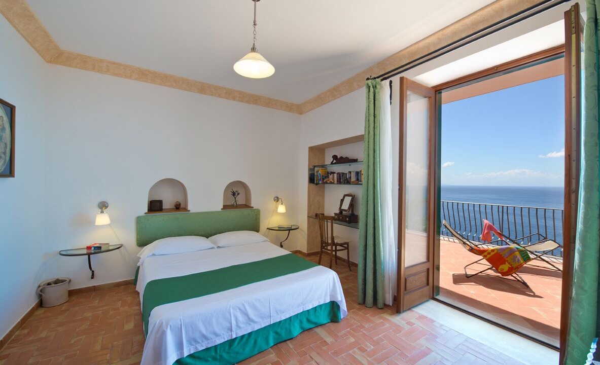 Photo of Bedroom in Pogerola