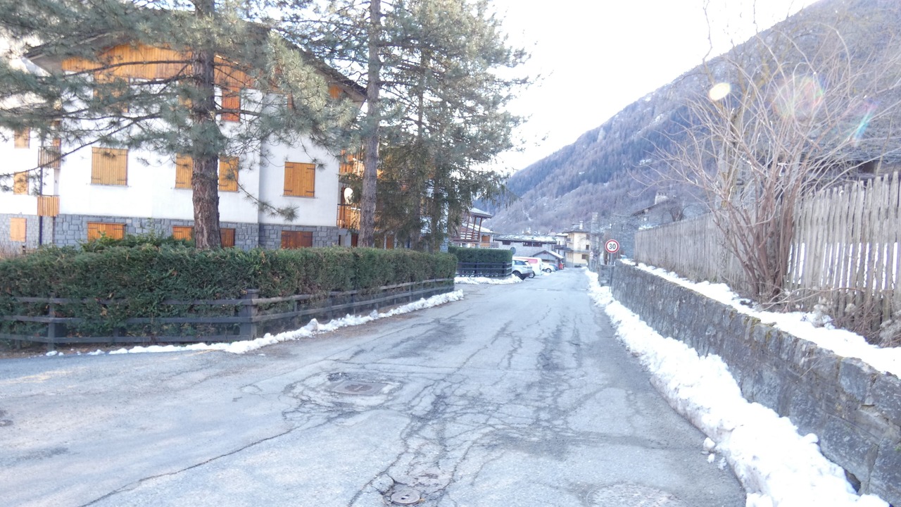 Photo of Outdoor in Derby-villaret