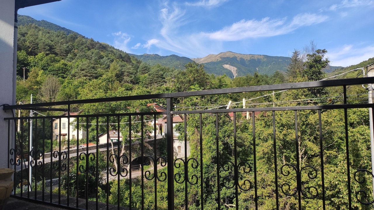 Photo of Outdoor in Pornassio