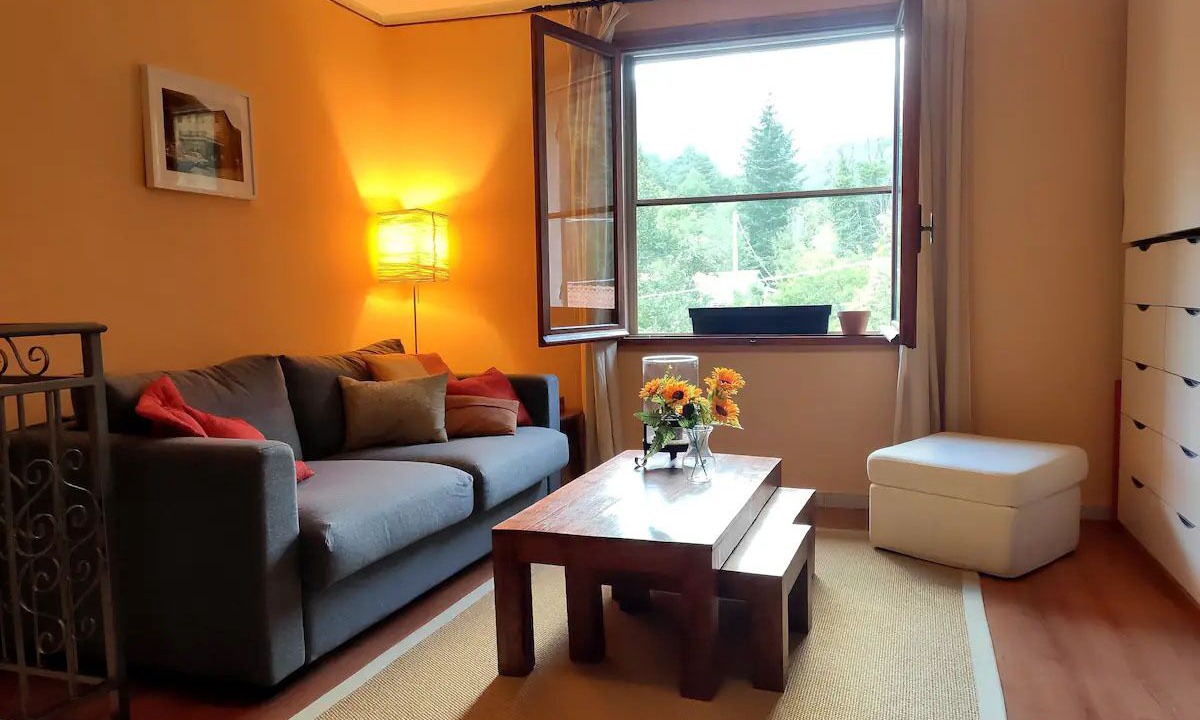 Photo of Livingroom in Pornassio