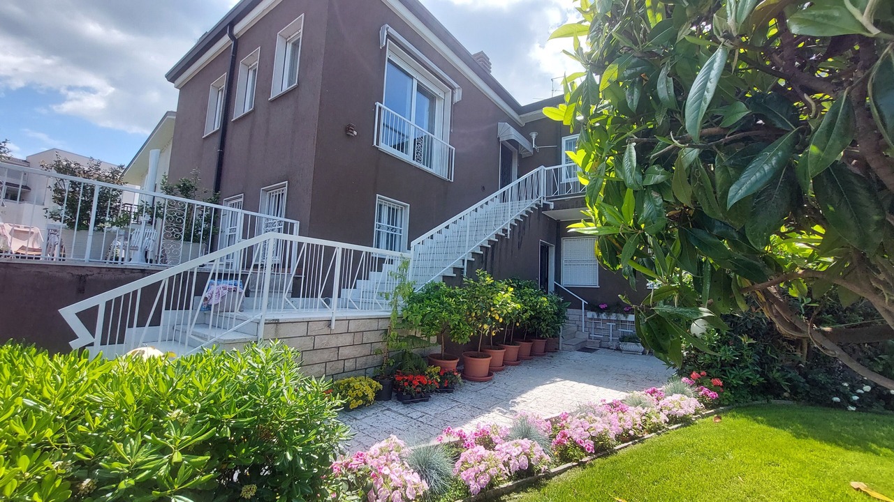 Photo of Outdoor in Montioni