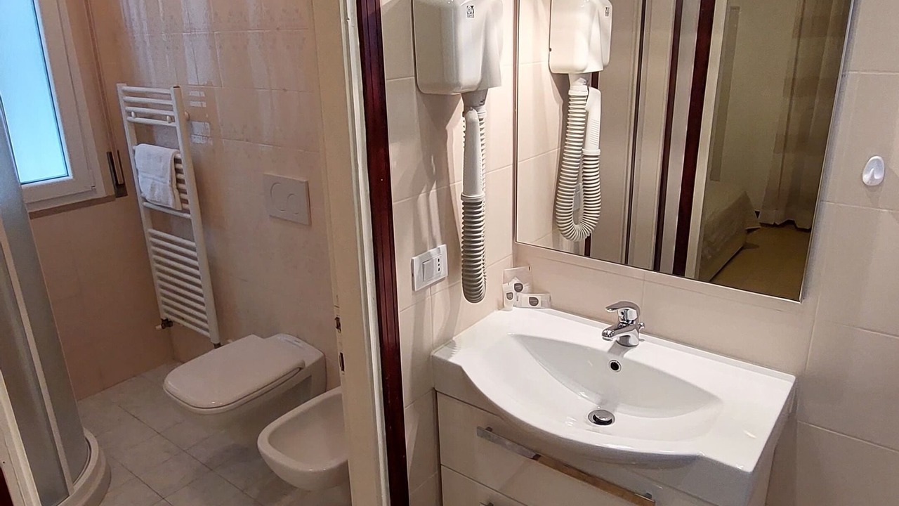 Photo of Bathroom in Montioni