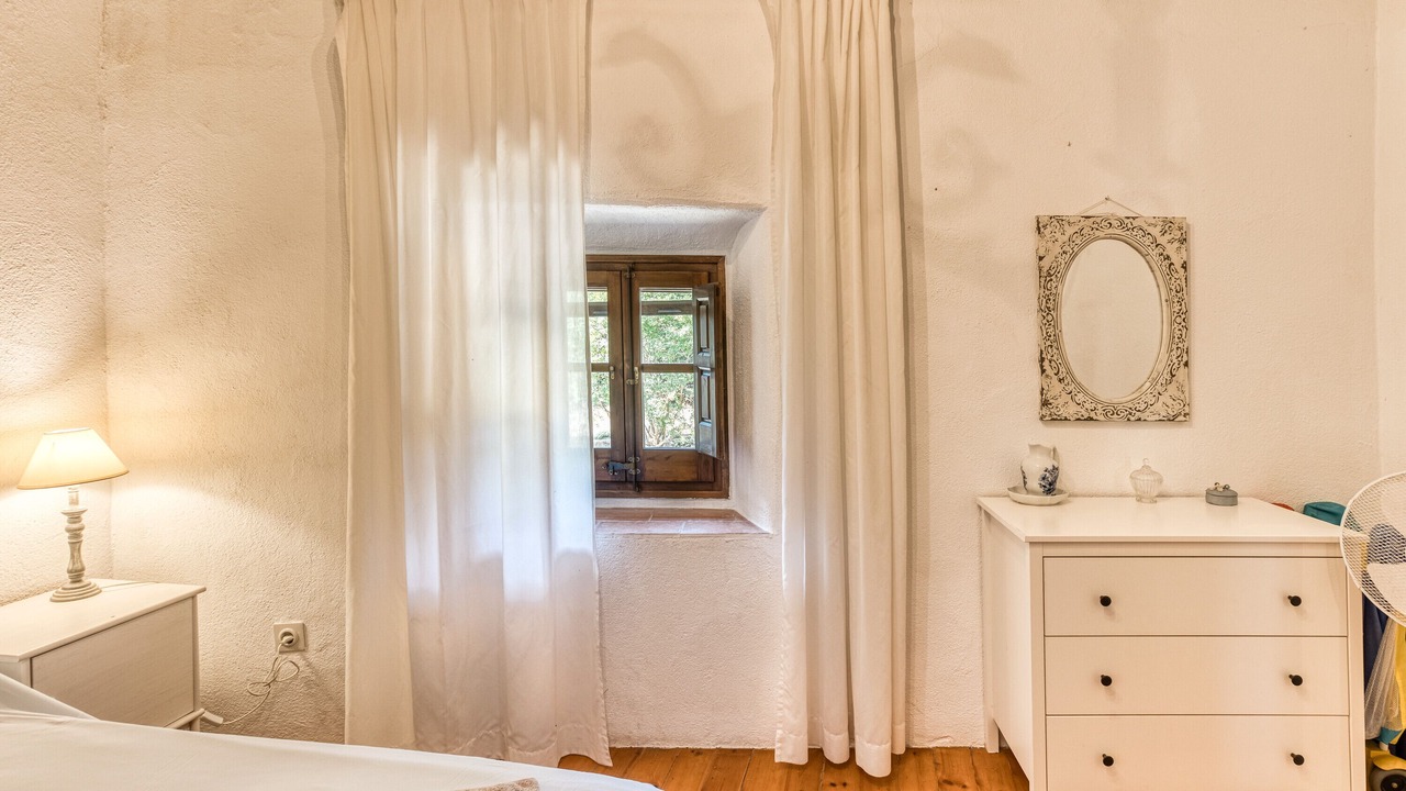 Photo of Bedroom in Esponella