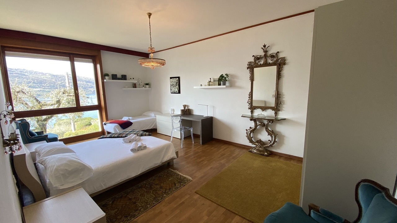 Photo of Bedroom in Sale Marasino