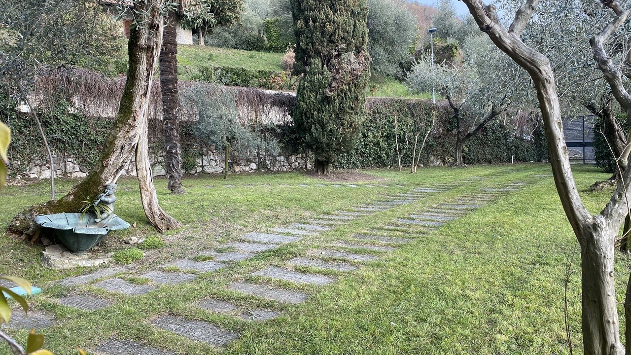 Photo of Outdoor in Sale Marasino