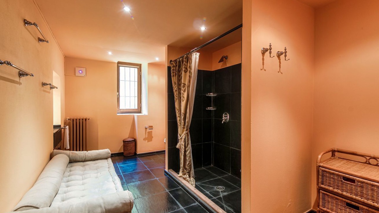 Photo of Bathroom in Canzo