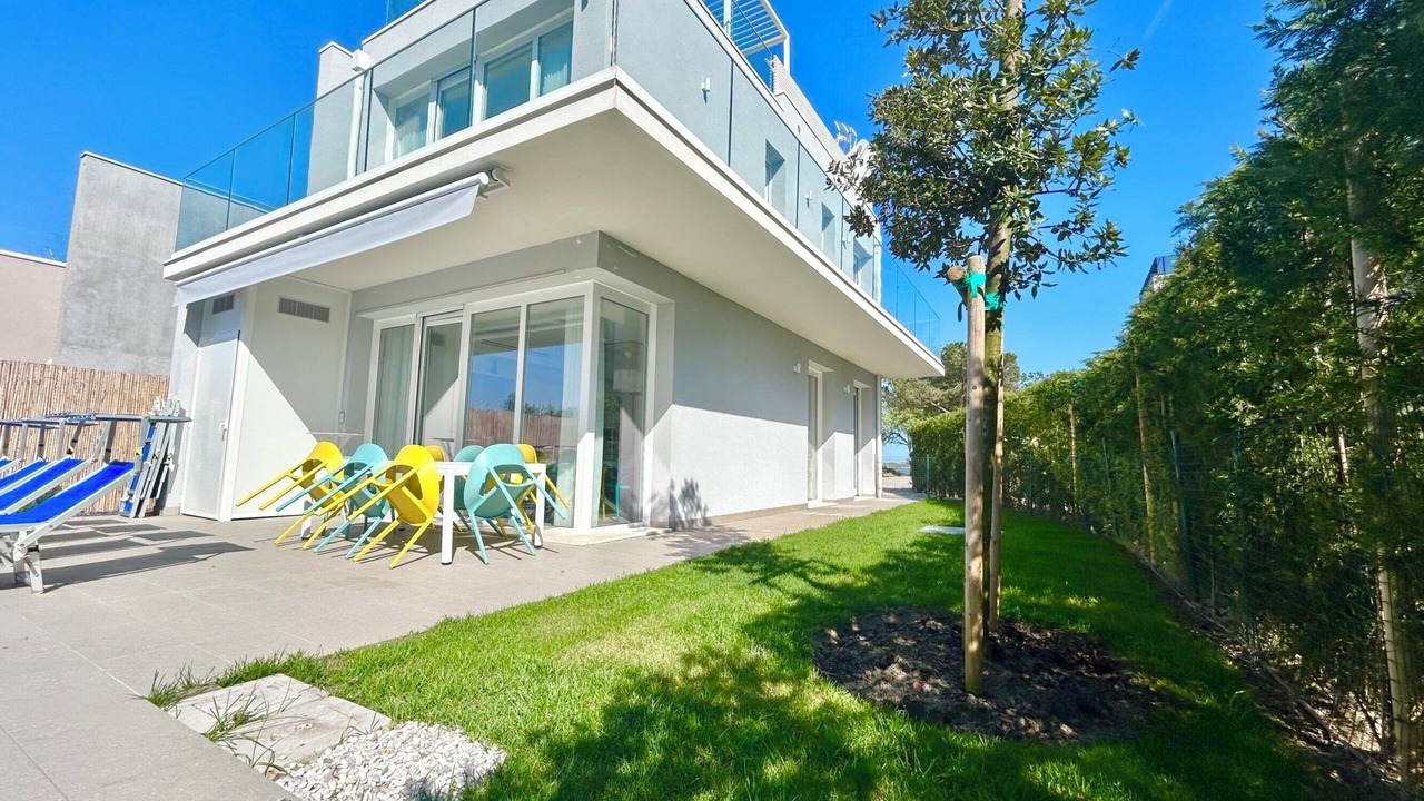 Photo of Patio Balcony in Isola Albarella