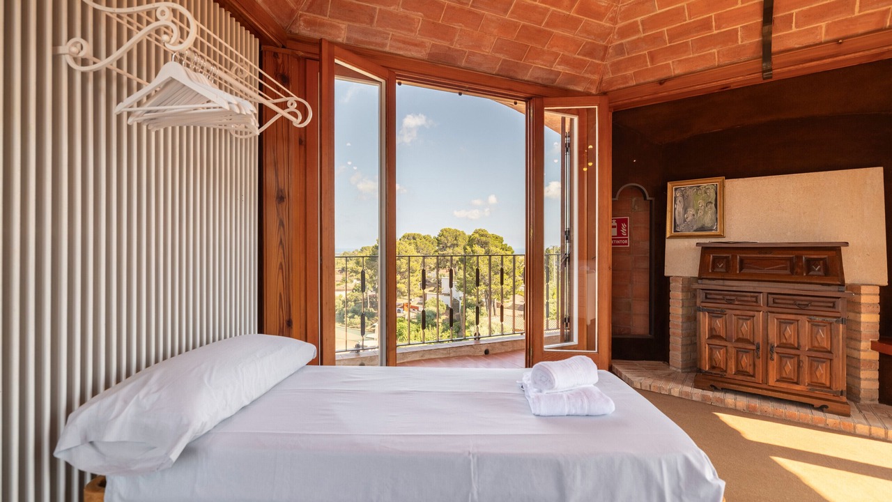 Photo of Bedroom in Riudecanyes