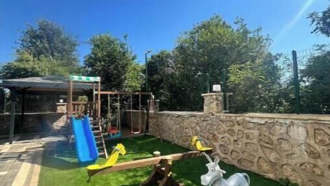 Photo of Outdoor in Oba