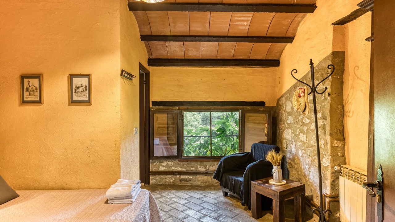 Photo of Bedroom in Montagut