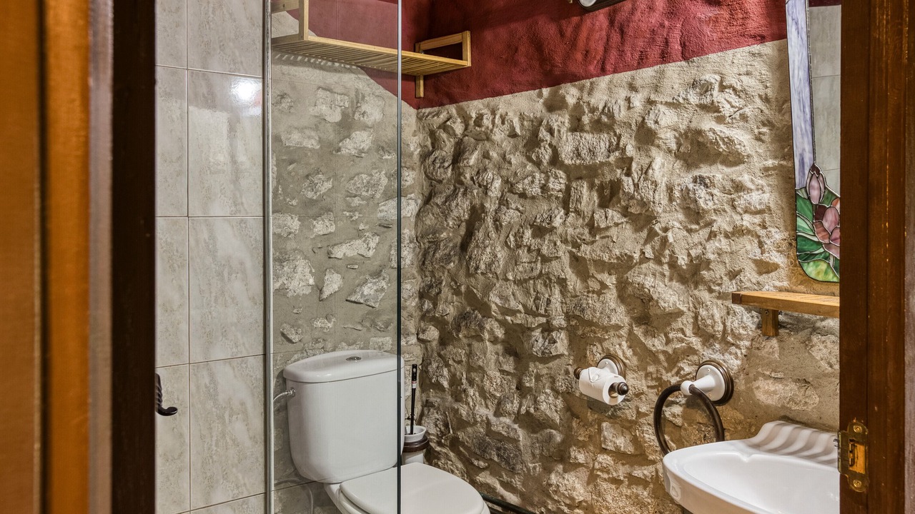 Photo of Bathroom in Montagut