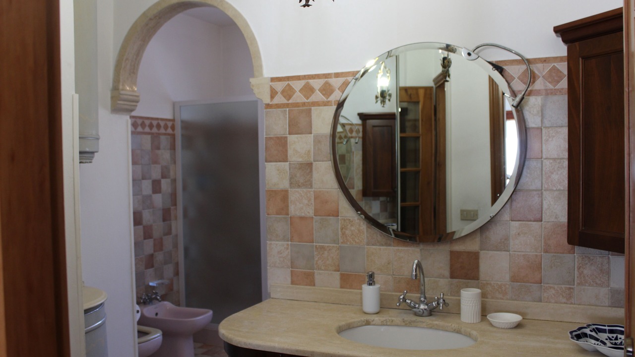 Photo of Bathroom in Testico