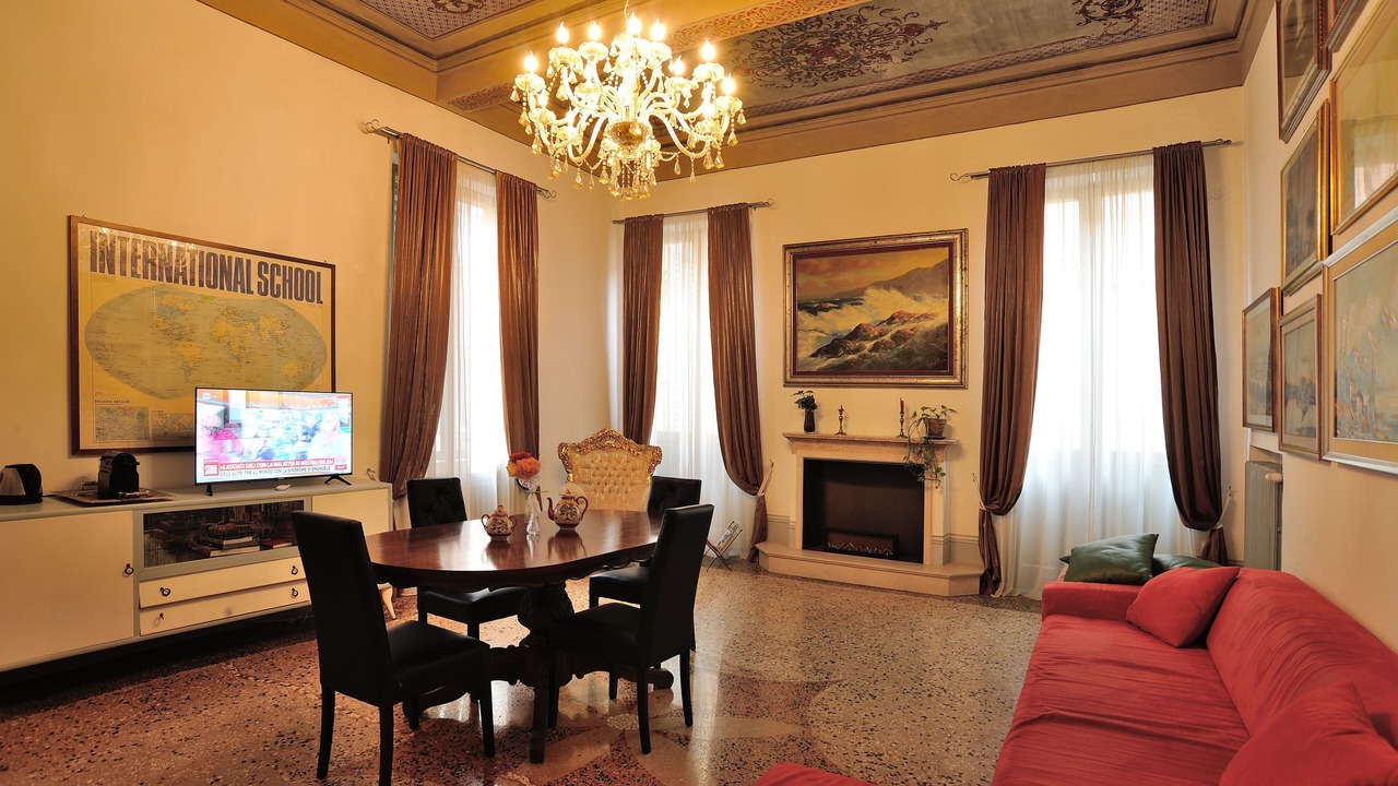 Photo of Livingroom in San Faustino-Madonnina-Quattroville