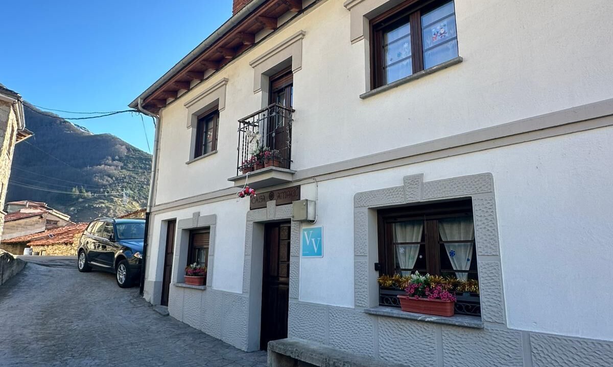 Photo of Outdoor in Pajares