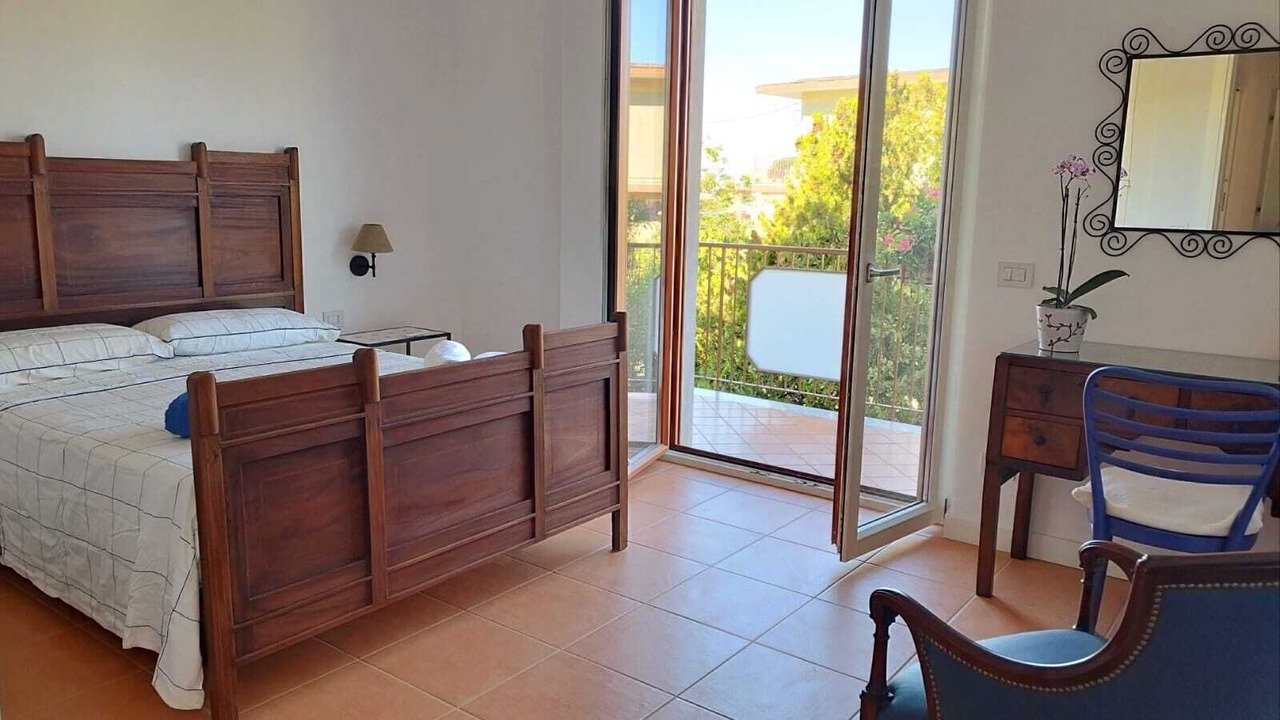 Photo of Bedroom in Torre del Greco