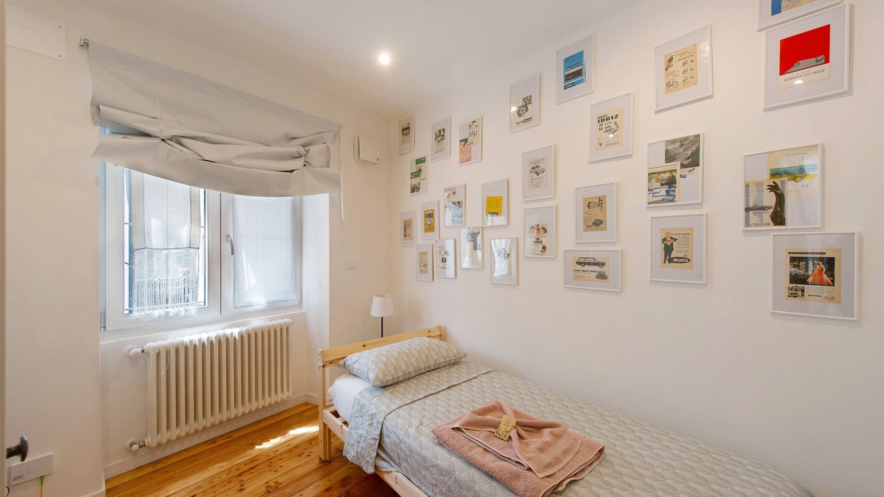 Photo of Bedroom in Verres