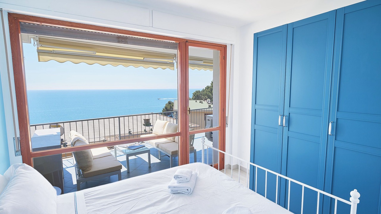 Photo of Bedroom in Capo Mimosa-Rollo
