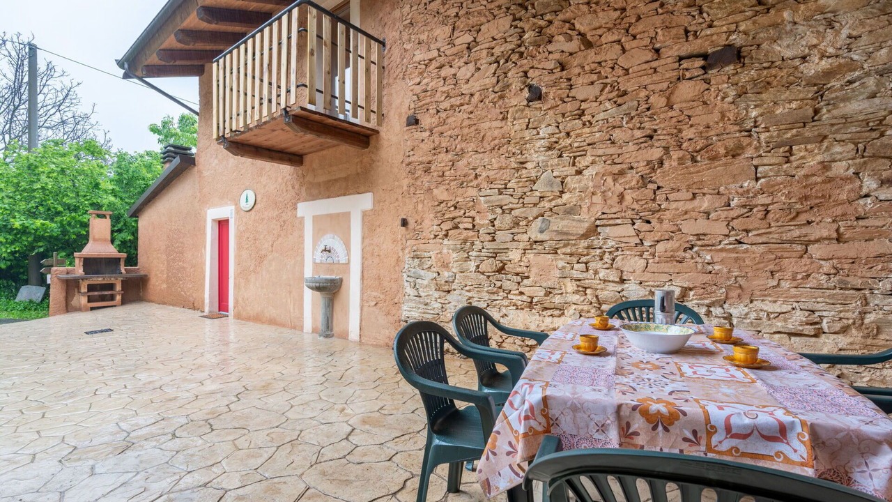 Photo of Patio Balcony in Piasco