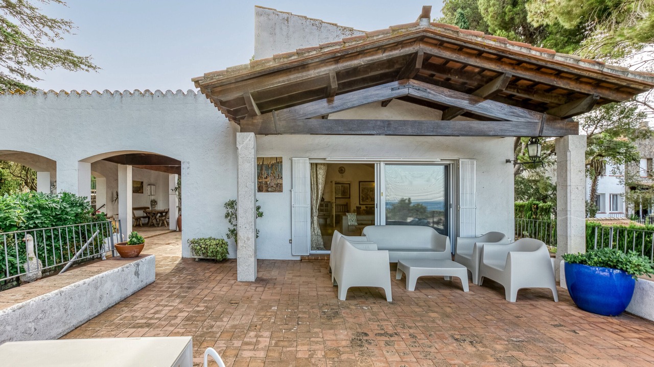 Photo of Patio Balcony in Llanca