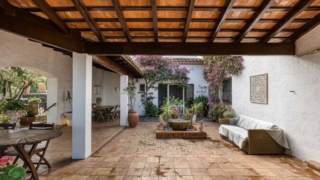 Photo of Outdoor in Llanca