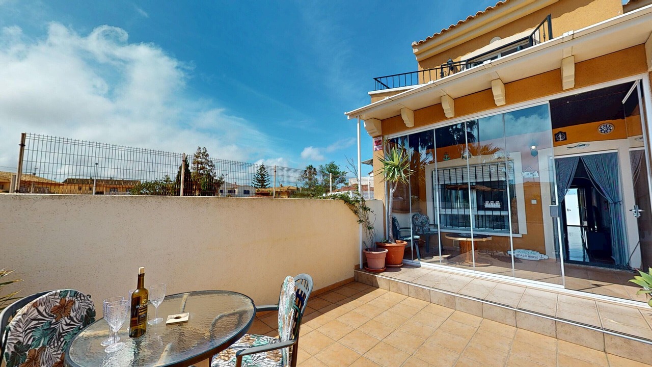 Photo of Outdoor in Los Nietos