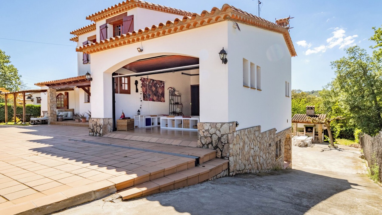 Photo of Patio Balcony in Can Carbonell