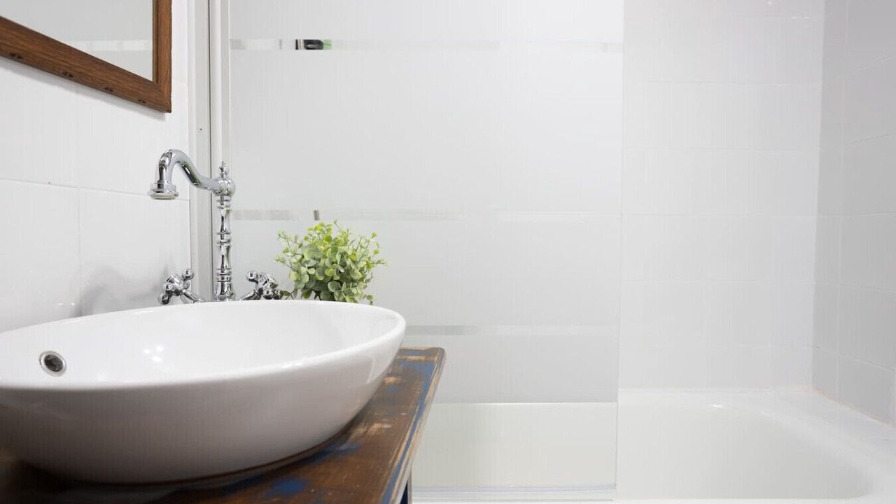 Photo of Bathroom in Lloreda