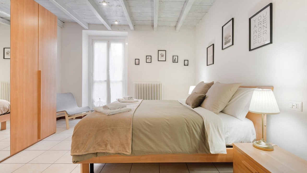 Photo of Bedroom in Como