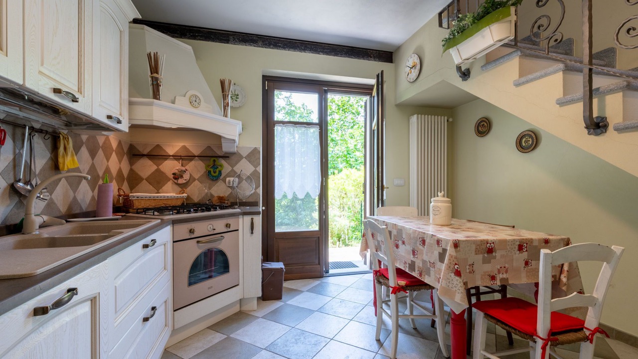 Photo of Bedroom in Montaldo Roero