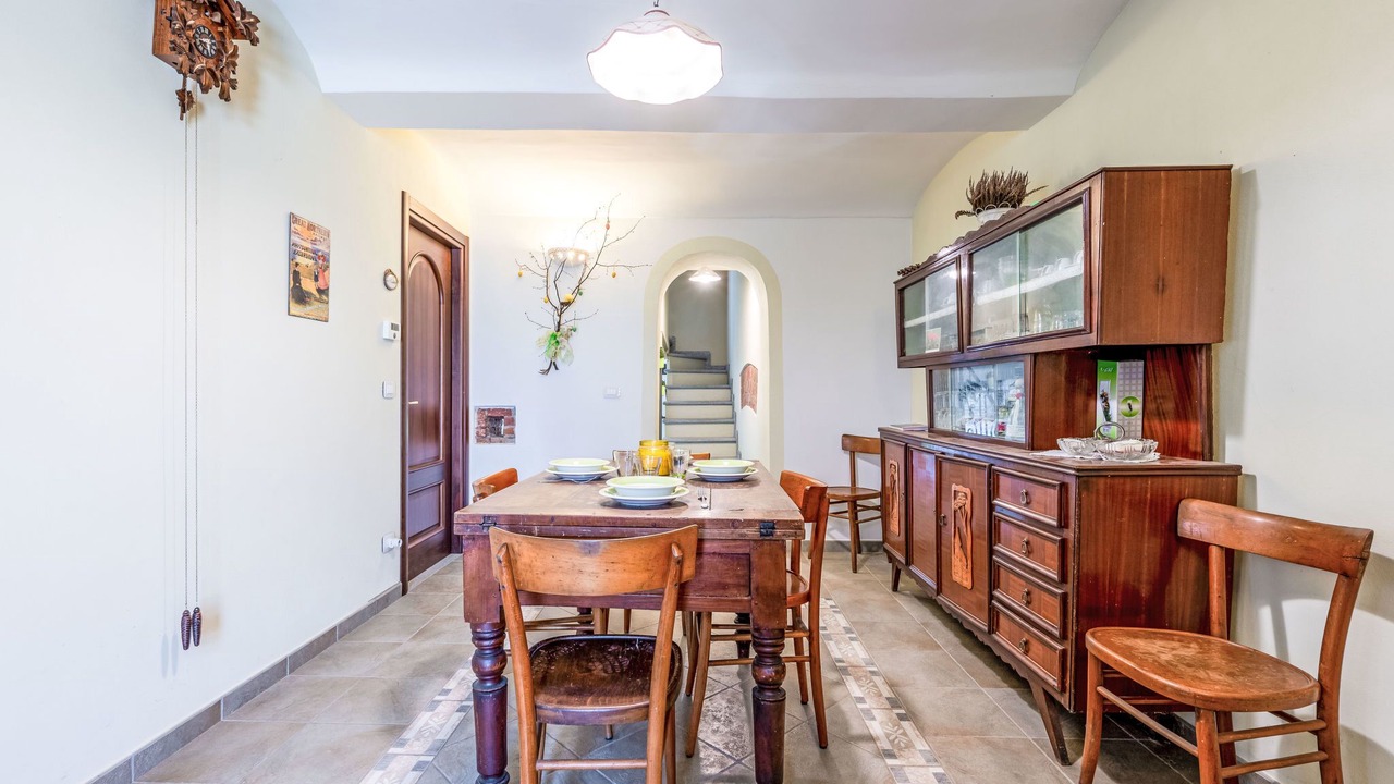 Photo of Bedroom in Montaldo Roero