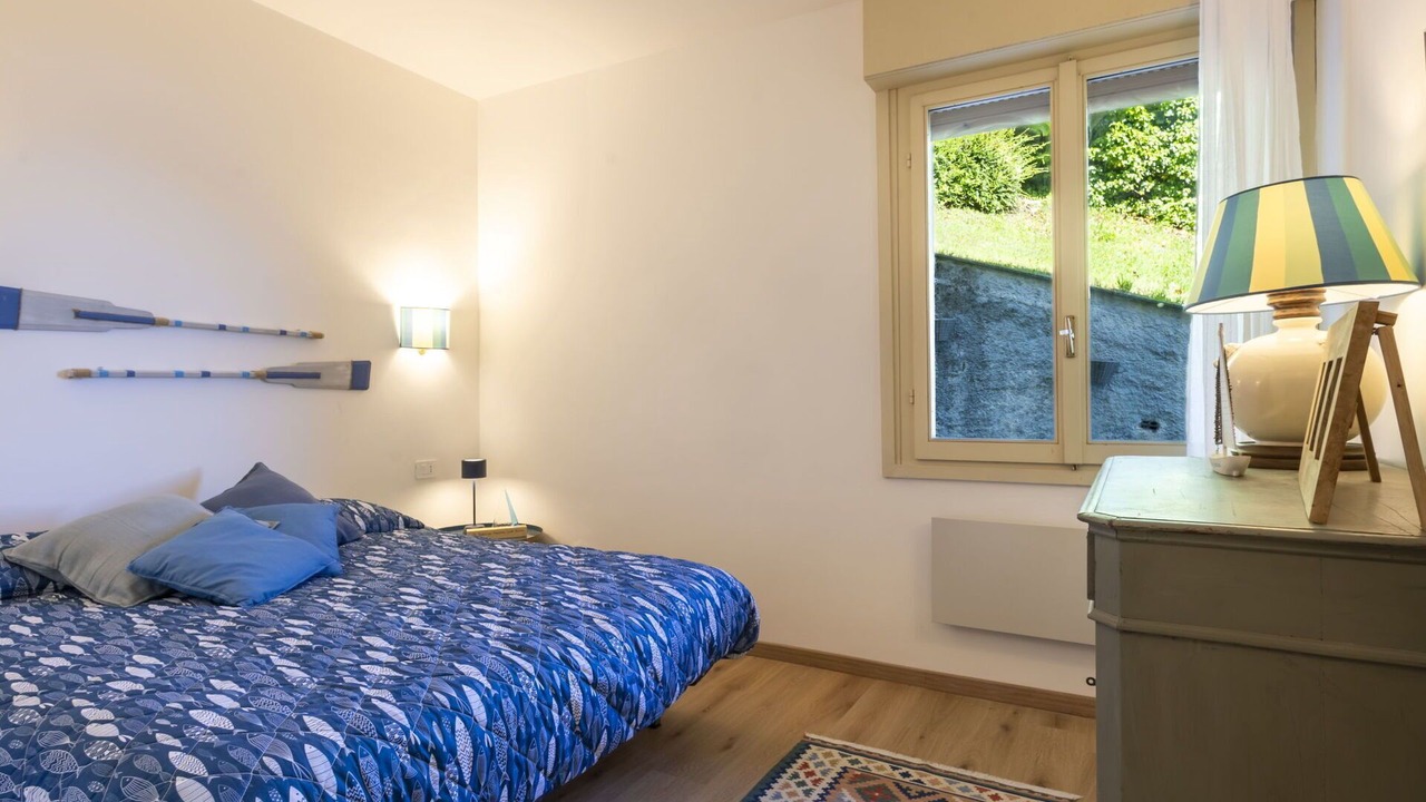 Photo of Bedroom in Belgirate