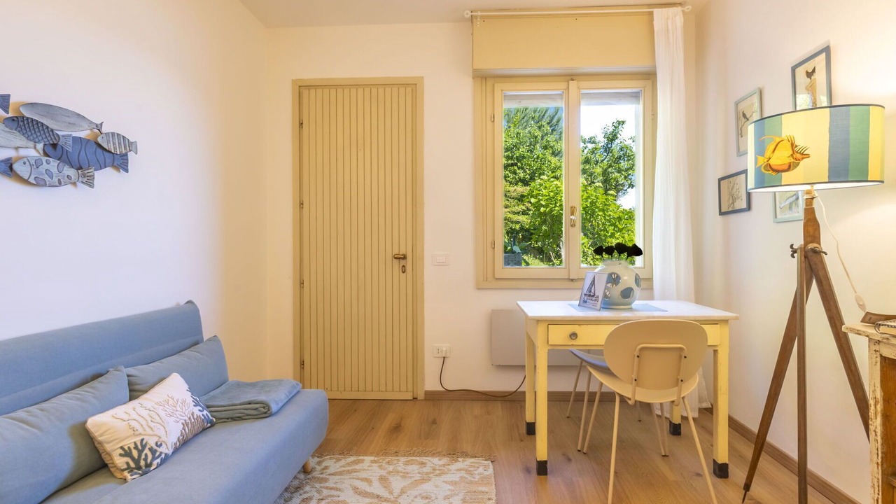 Photo of Bedroom in Belgirate