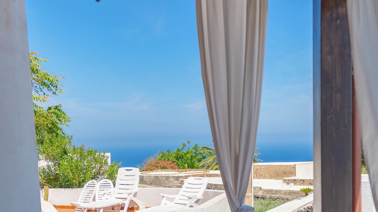 Photo of Patio Balcony in Pantelleria