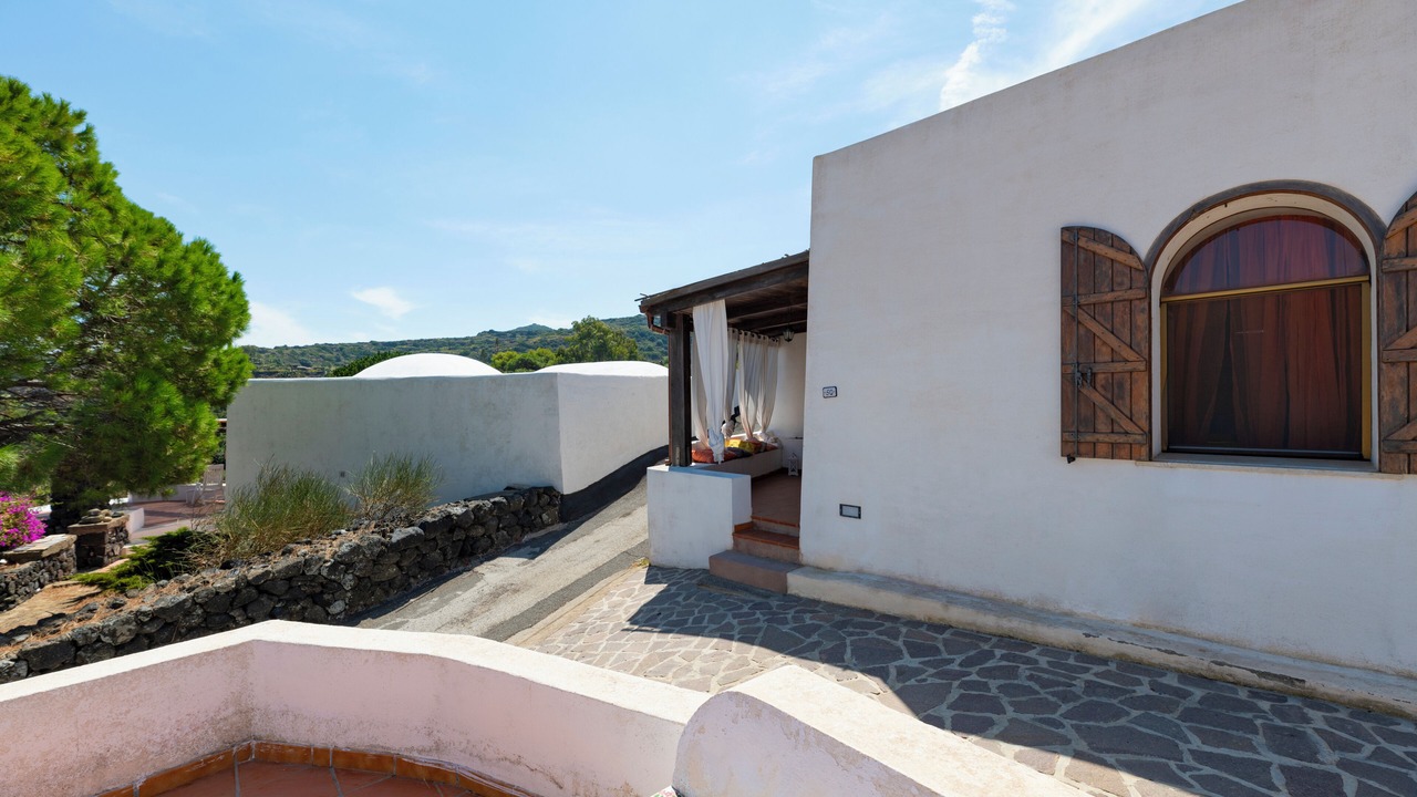 Photo of Patio Balcony in Pantelleria