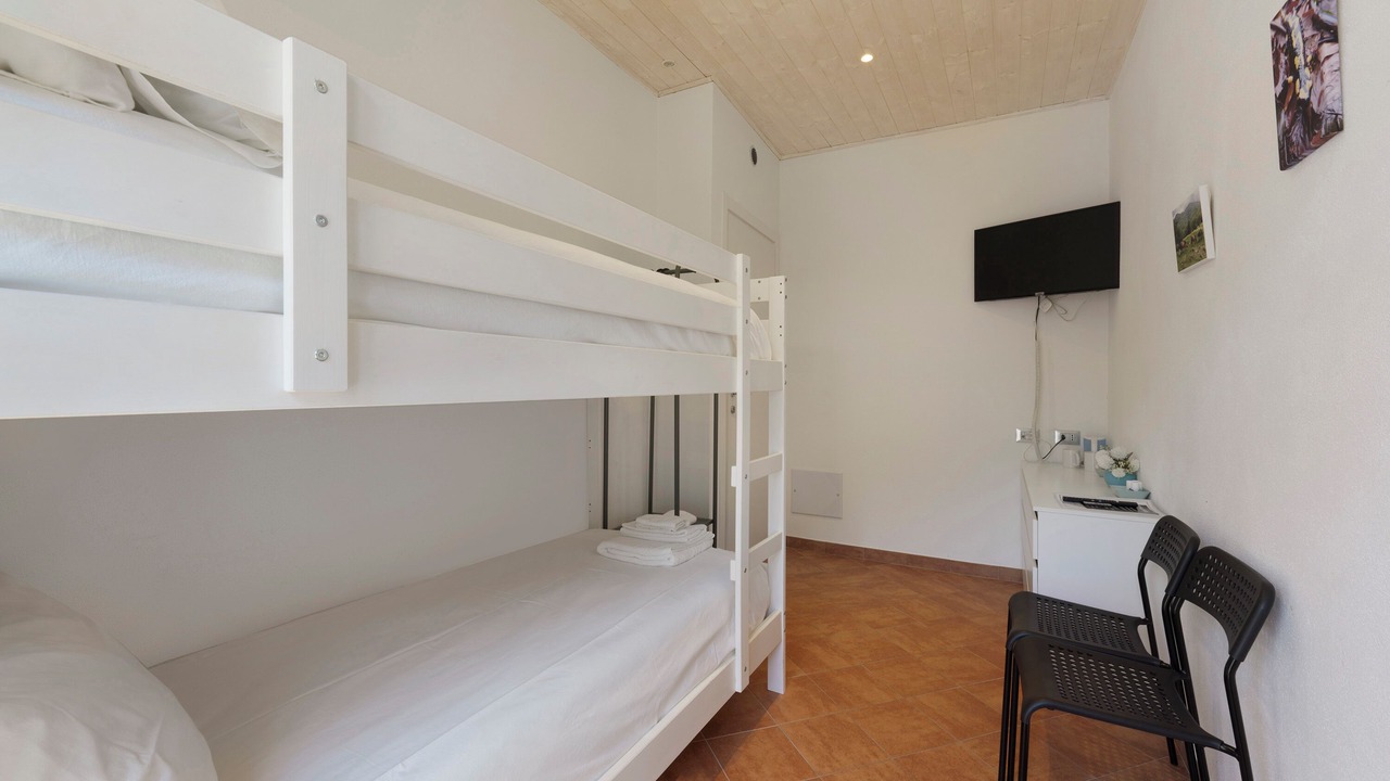 Photo of Bedroom in Borzonasca
