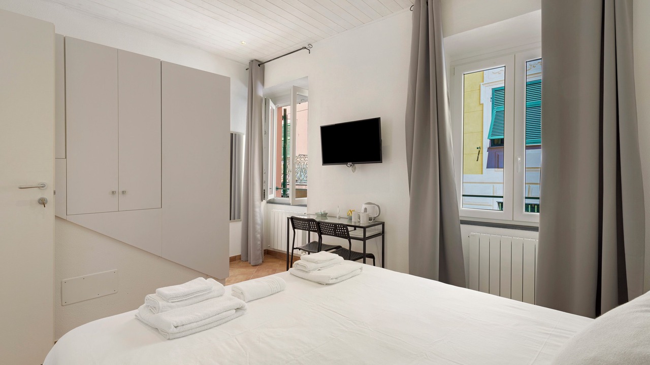 Photo of Bedroom in Borzonasca
