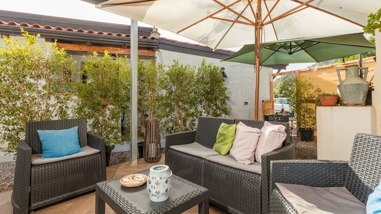 Photo of Patio Balcony in Mitogio