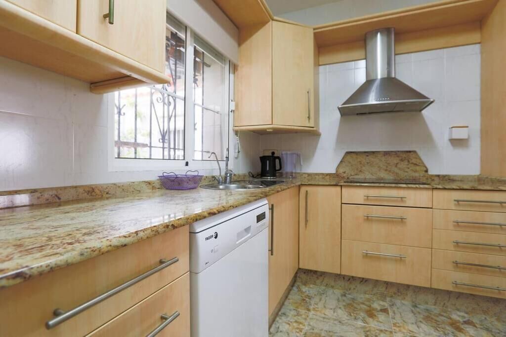 Photo of Kitchen in Los Nietos