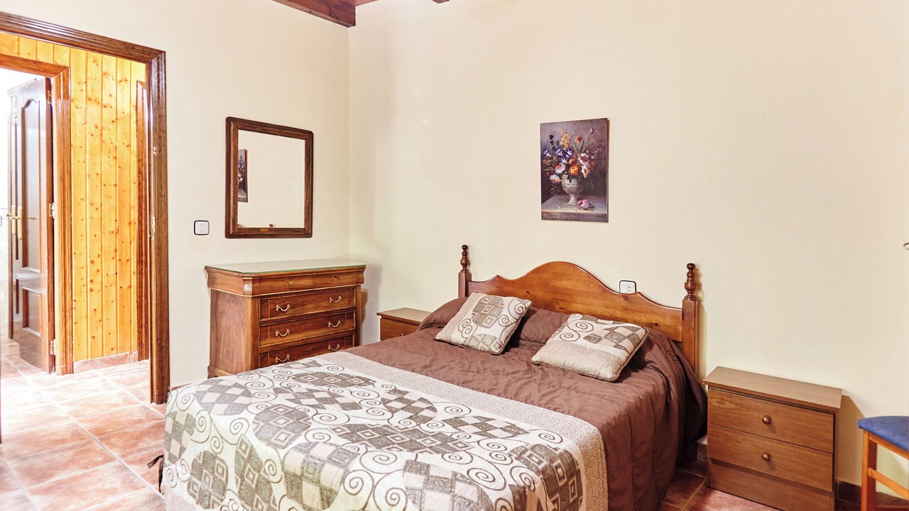 Photo of Bedroom in Burunchel