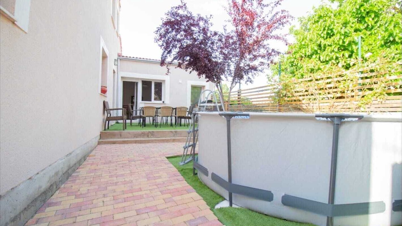Photo of Patio Balcony in Cerezo de Abajo