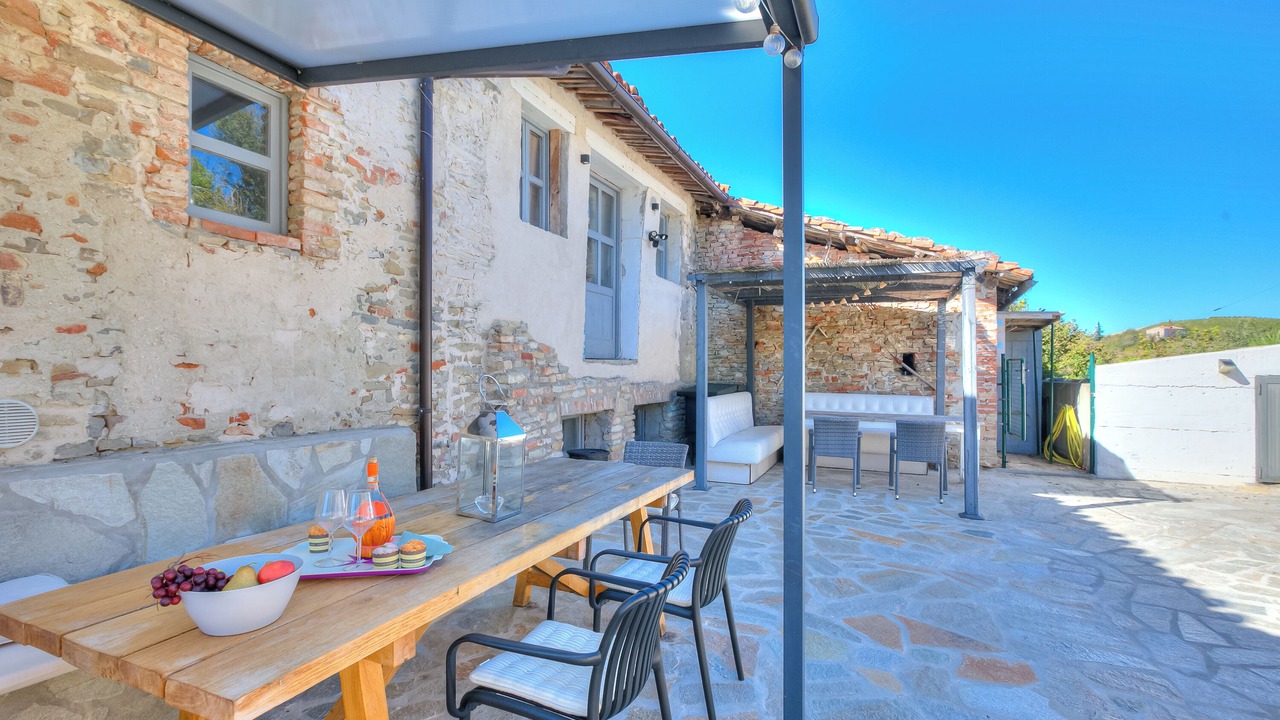 Photo of Outdoor in Clavesana