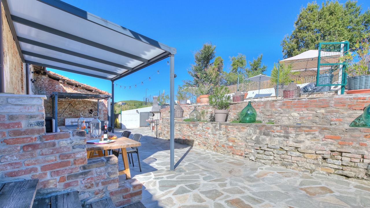 Photo of Outdoor in Clavesana