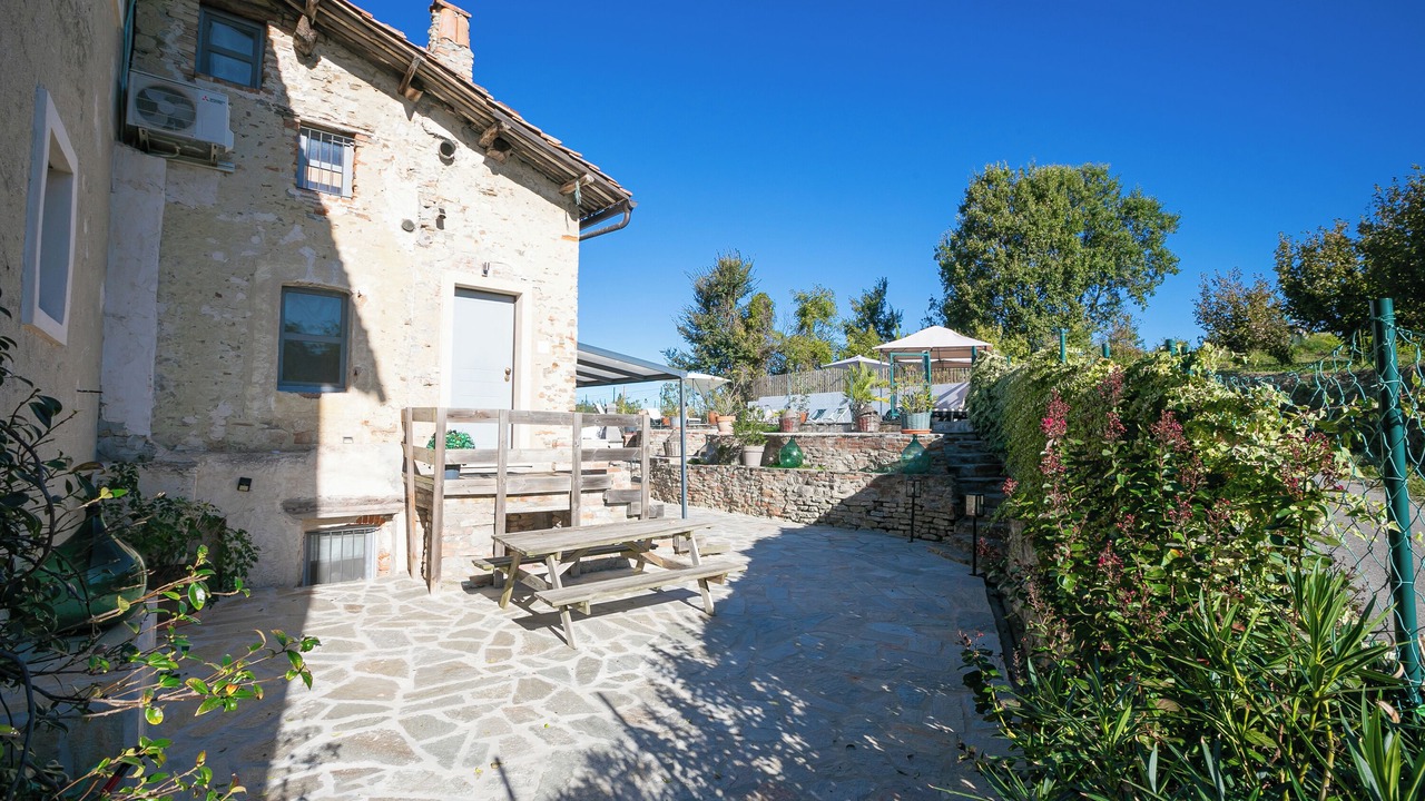 Photo of Outdoor in Clavesana