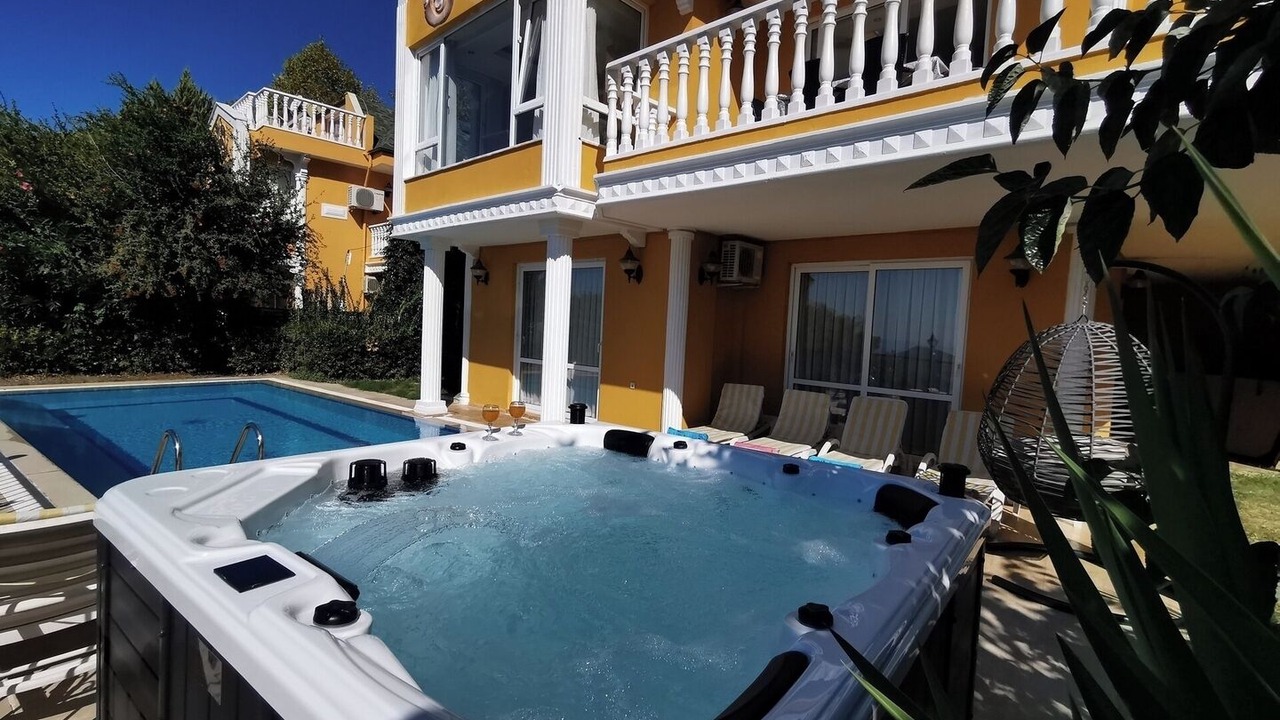 Photo of Patio Balcony in Bektas