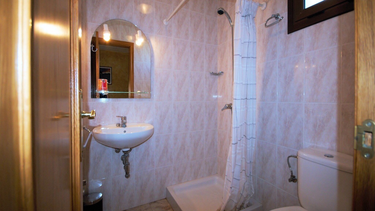 Photo of Bathroom in Vila-sacra