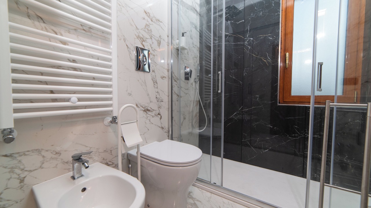 Photo of Bathroom in Marini
