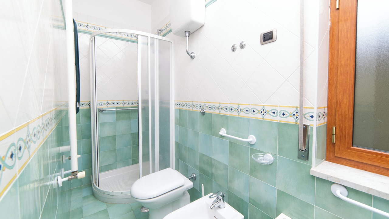 Photo of Bathroom in Marini