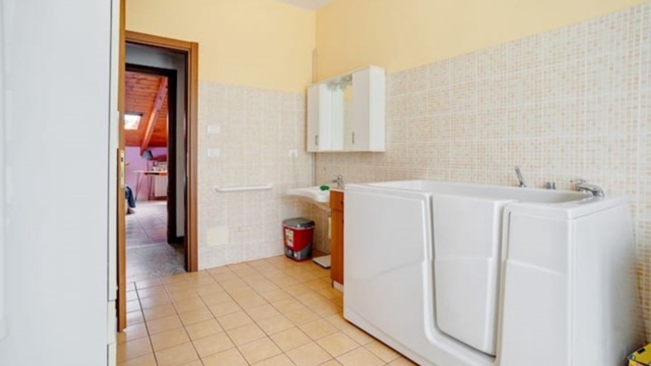 Photo of Bathroom in San Salvatore Monferrato